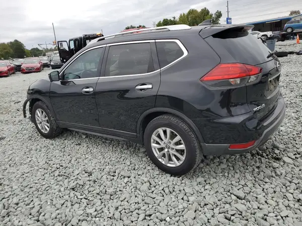 KNMAT2MT1HP570393 2017 NISSAN ROGUE - Image 2