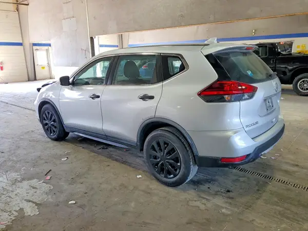KNMAT2MT1HP574363 2017 NISSAN ROGUE - Image 2