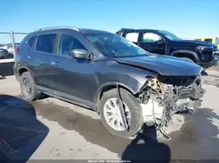 KNMAT2MT1HP577764 2017 NISSAN ROGUE