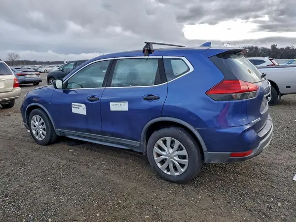 KNMAT2MT1HP580180 2017 NISSAN ROGUE - Image 2