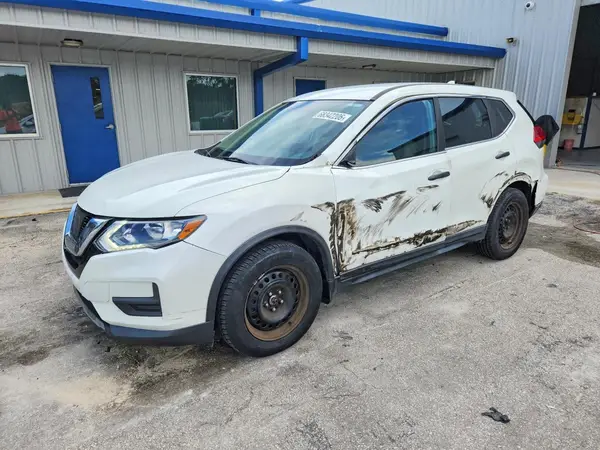 KNMAT2MT1HP581121 2017 NISSAN ROGUE - Image 1