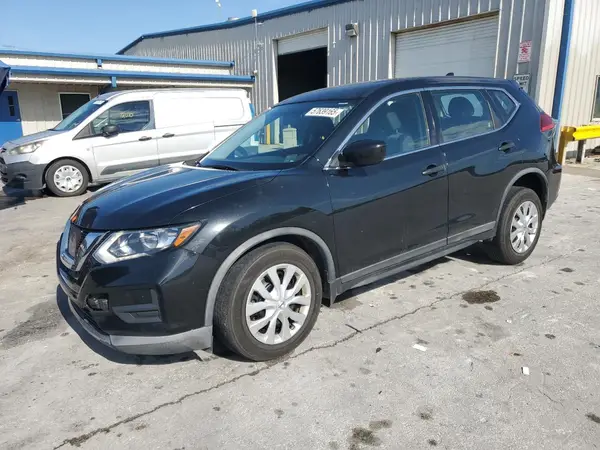 KNMAT2MT1HP581944 2017 NISSAN ROGUE - Image 1
