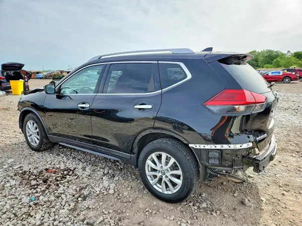 KNMAT2MT1HP583869 2017 NISSAN ROGUE - Image 2