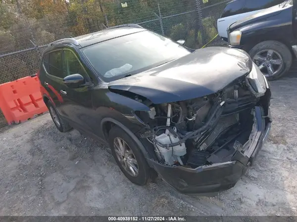 KNMAT2MT1HP584732 2017 NISSAN ROGUE - Image 1