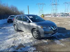 KNMAT2MT1HP585461 2017 NISSAN ROGUE