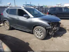 KNMAT2MT1HP586495 2017 NISSAN ROGUE