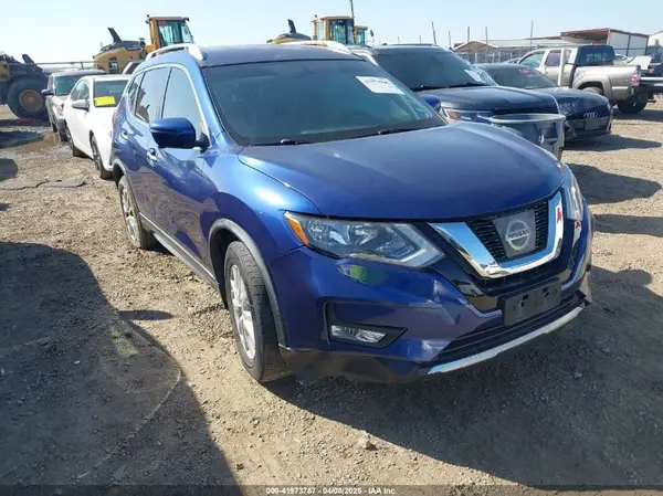 KNMAT2MT1HP591583 2017 NISSAN ROGUE - Image 1