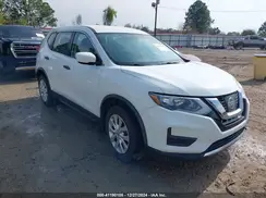 KNMAT2MT1HP593592 2017 NISSAN ROGUE
