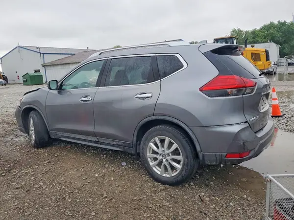 KNMAT2MT1HP595147 2017 NISSAN ROGUE - Image 2