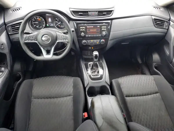 KNMAT2MT1HP602761 2017 NISSAN ROGUE - Image 8