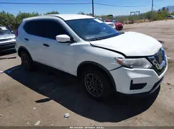 KNMAT2MT1HP608303 2017 NISSAN ROGUE