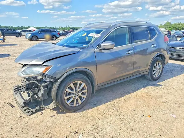 KNMAT2MT1HP608589 2017 NISSAN ROGUE - Image 2