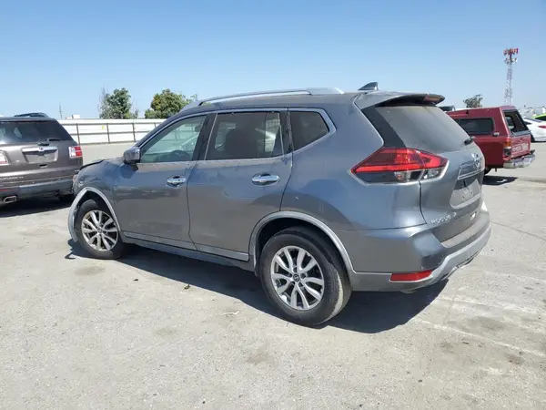 KNMAT2MT1HP611542 2017 NISSAN ROGUE - Image 2