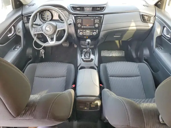KNMAT2MT1HP613257 2017 NISSAN ROGUE - Image 8