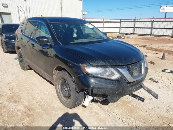 KNMAT2MT1HP617325 2017 NISSAN ROGUE - Image 1