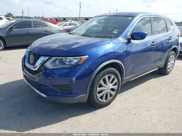 KNMAT2MT1JP500558 2018 NISSAN ROGUE - Image 2