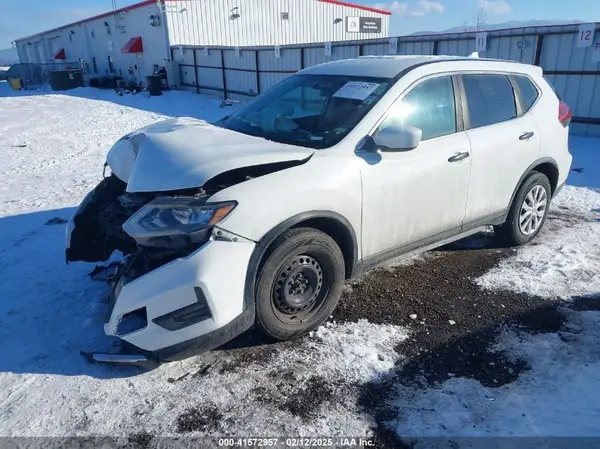 KNMAT2MT1JP501337 2018 NISSAN ROGUE - Image 2