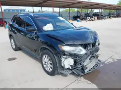 KNMAT2MT1JP503069 2018 NISSAN ROGUE