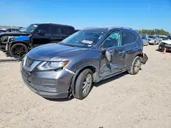 KNMAT2MT1JP503492 2018 NISSAN ROGUE