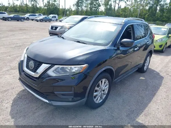 KNMAT2MT1JP503542 2018 NISSAN ROGUE - Image 2