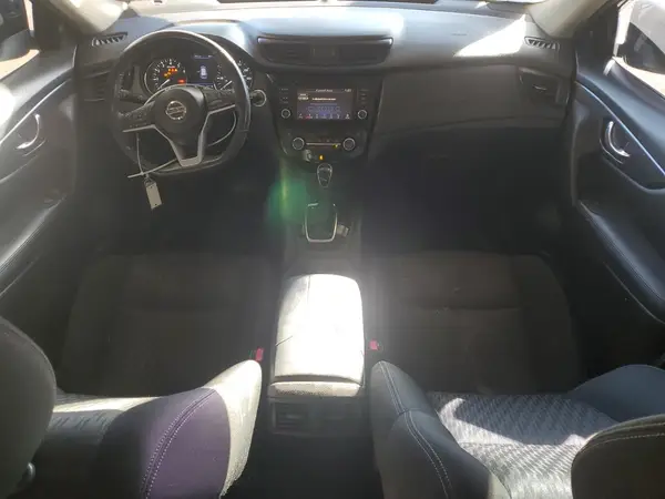 KNMAT2MT1JP504965 2018 NISSAN ROGUE - Image 8