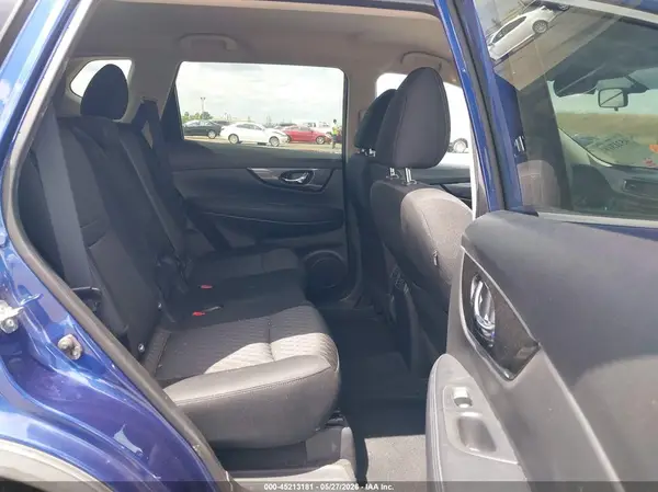 KNMAT2MT1JP512239 2018 NISSAN ROGUE - Image 8
