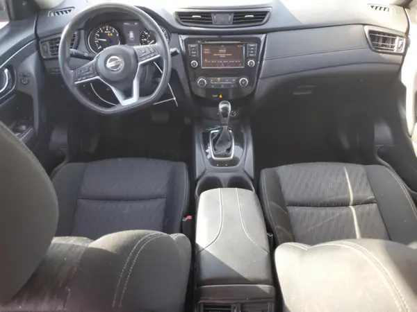 KNMAT2MT1JP512564 2018 NISSAN ROGUE - Image 8