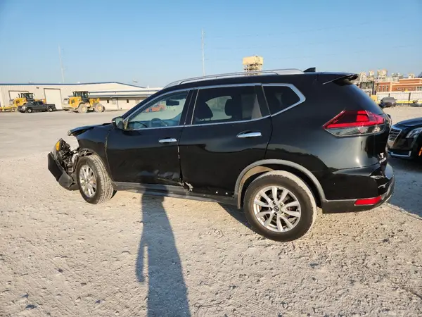 KNMAT2MT1JP514802 2018 NISSAN ROGUE - Image 2