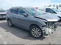 KNMAT2MT1JP517490 2018 NISSAN ROGUE