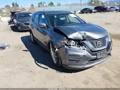 KNMAT2MT1JP517652 2018 NISSAN ROGUE