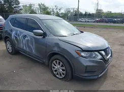 KNMAT2MT1JP518932 2018 NISSAN ROGUE