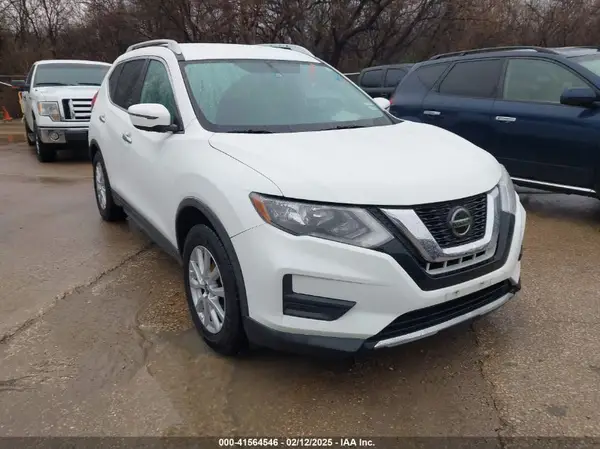 KNMAT2MT1JP526030 2018 NISSAN ROGUE - Image 1