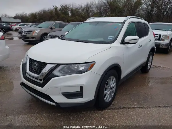 KNMAT2MT1JP526030 2018 NISSAN ROGUE - Image 2