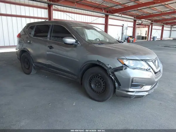 KNMAT2MT1JP528781 2018 NISSAN ROGUE - Image 1
