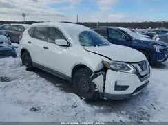 KNMAT2MT1JP529381 2018 NISSAN ROGUE
