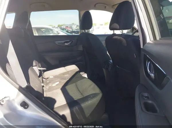 KNMAT2MT1JP535522 2018 NISSAN ROGUE - Image 8