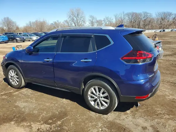 KNMAT2MT1JP536010 2018 NISSAN ROGUE - Image 2