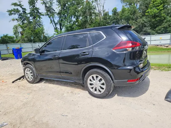 KNMAT2MT1JP545306 2018 NISSAN ROGUE - Image 2
