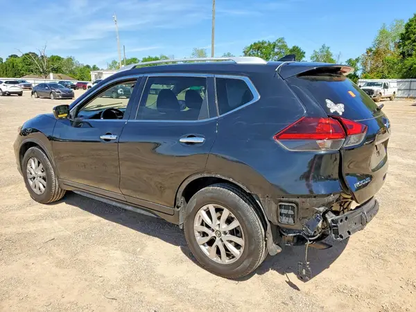 KNMAT2MT1JP546679 2018 NISSAN ROGUE - Image 2