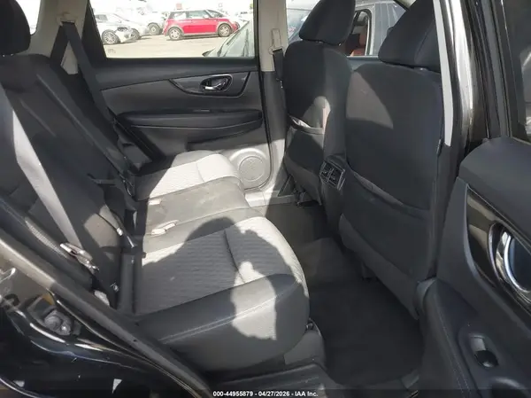 KNMAT2MT1JP547489 2018 NISSAN ROGUE - Image 8