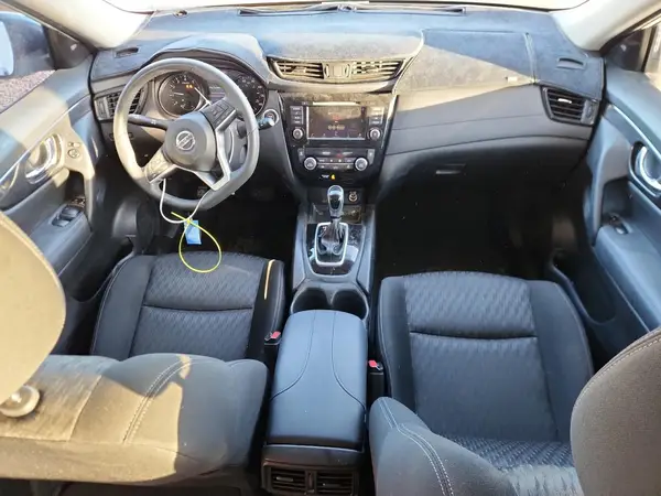 KNMAT2MT1JP549226 2018 NISSAN ROGUE - Image 8