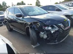KNMAT2MT1JP549825 2018 NISSAN ROGUE