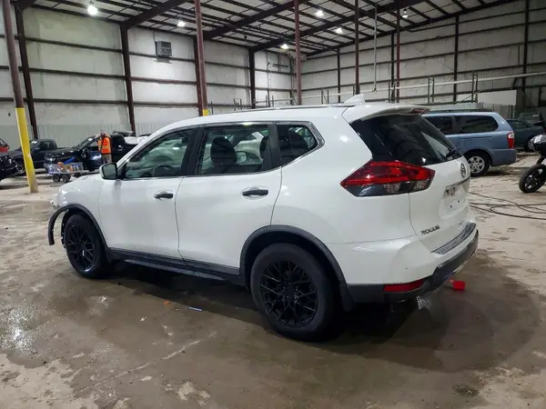 KNMAT2MT1JP559707 2018 NISSAN ROGUE - Image 2