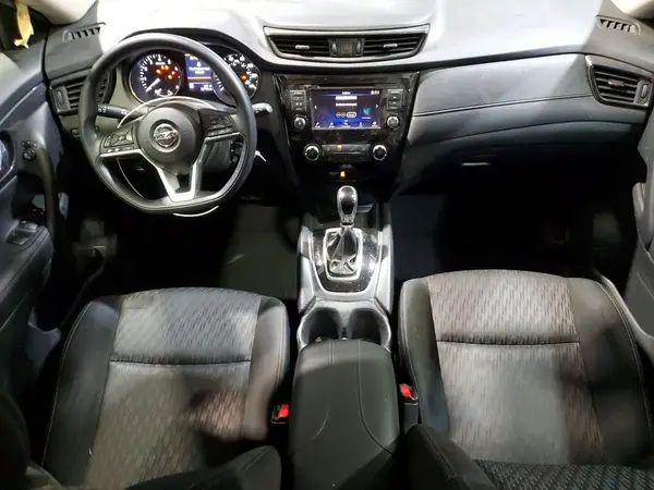 KNMAT2MT1JP567144 2018 NISSAN ROGUE - Image 8