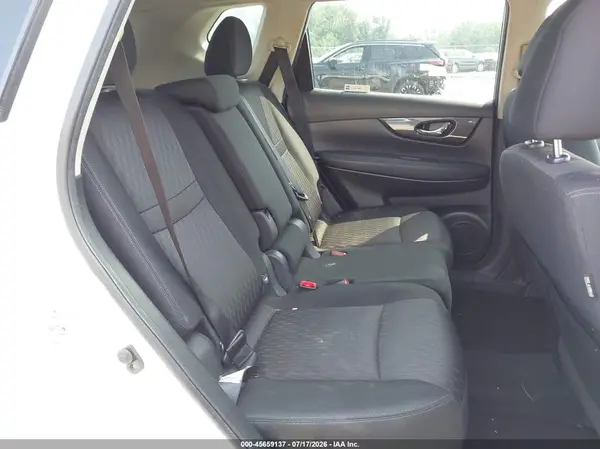 KNMAT2MT1JP575079 2018 NISSAN ROGUE - Image 8
