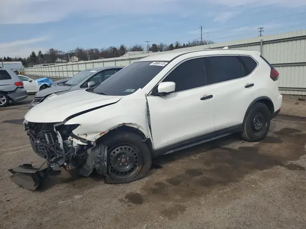 KNMAT2MT1JP577379 2018 NISSAN ROGUE - Image 1