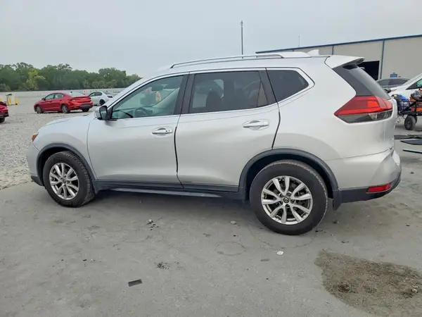KNMAT2MT1JP580962 2018 NISSAN ROGUE - Image 2