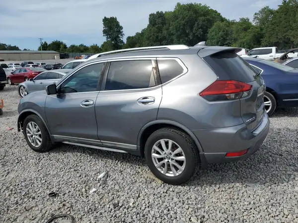 KNMAT2MT1JP587443 2018 NISSAN ROGUE - Image 2