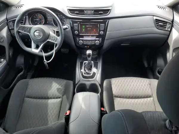 KNMAT2MT1JP587443 2018 NISSAN ROGUE - Image 8
