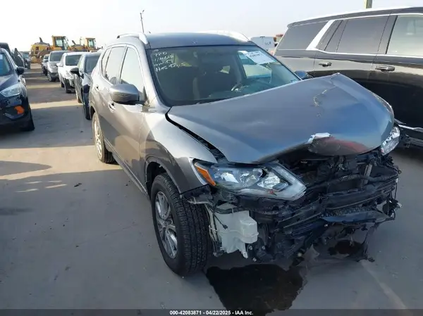KNMAT2MT1JP592013 2018 NISSAN ROGUE - Image 1